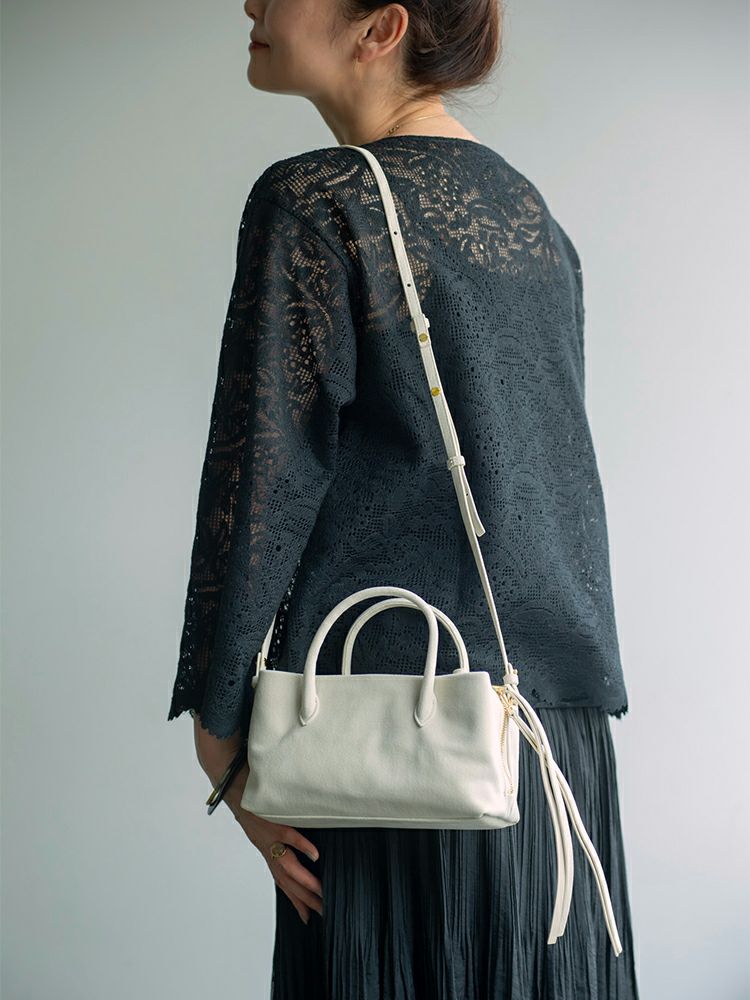 Cloth&Cross×MARY AL TERNA フリンジショルダーポーチ MARY AL TERNA × Cloth&Cross RIKYU ショルダーバッグ | HUG O WaR