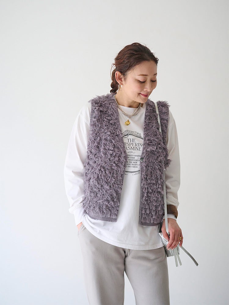 ハグオーワー⭐︎ ループフリンジニットベスト新品 ループフリンジニットベスト | HUG O WaR ONLINE STORE