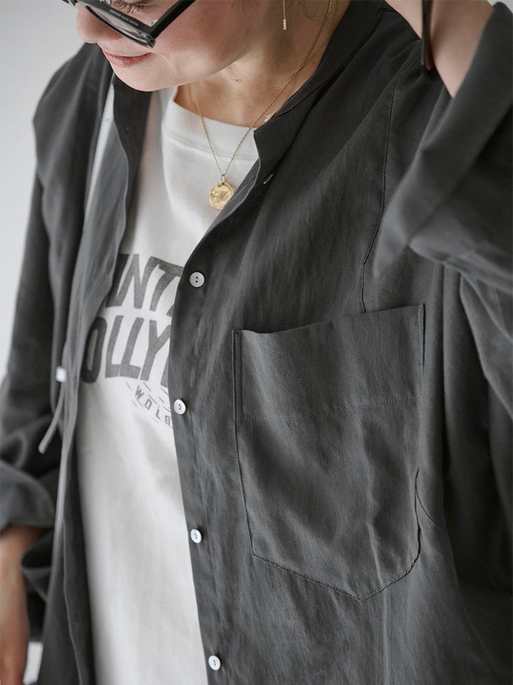 hugowarハグオーワー ロールアップスリーブTシャツ雅姫チャコール HUG O WaRのマルシェフォトpt.Tシャツとバスケットフォトpt.Tシャツが